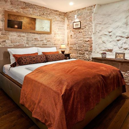Rustic Apartments Sv Frane In The Old Town Šibenik Exteriör bild
