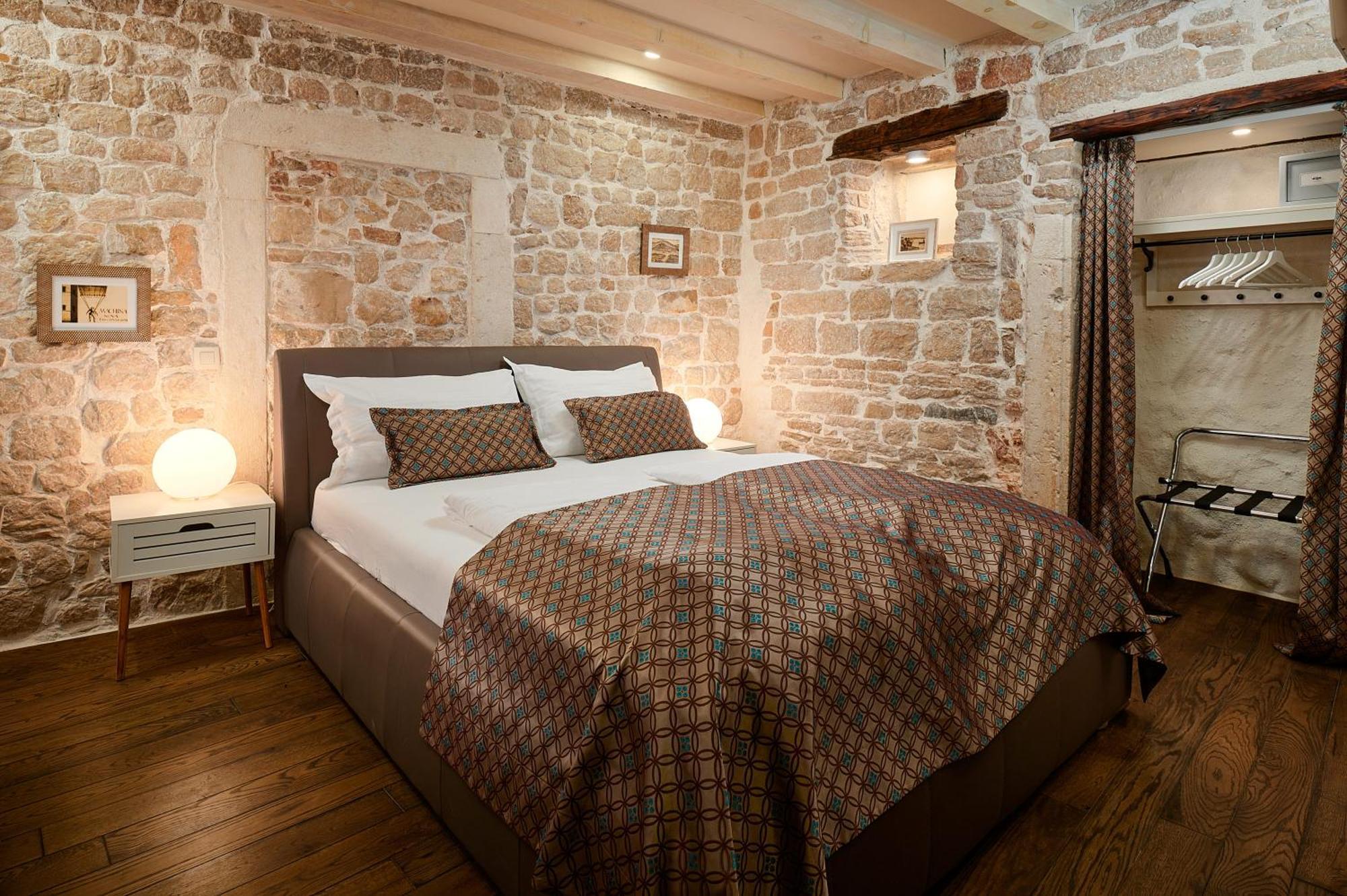 Rustic Apartments Sv Frane In The Old Town Šibenik Exteriör bild