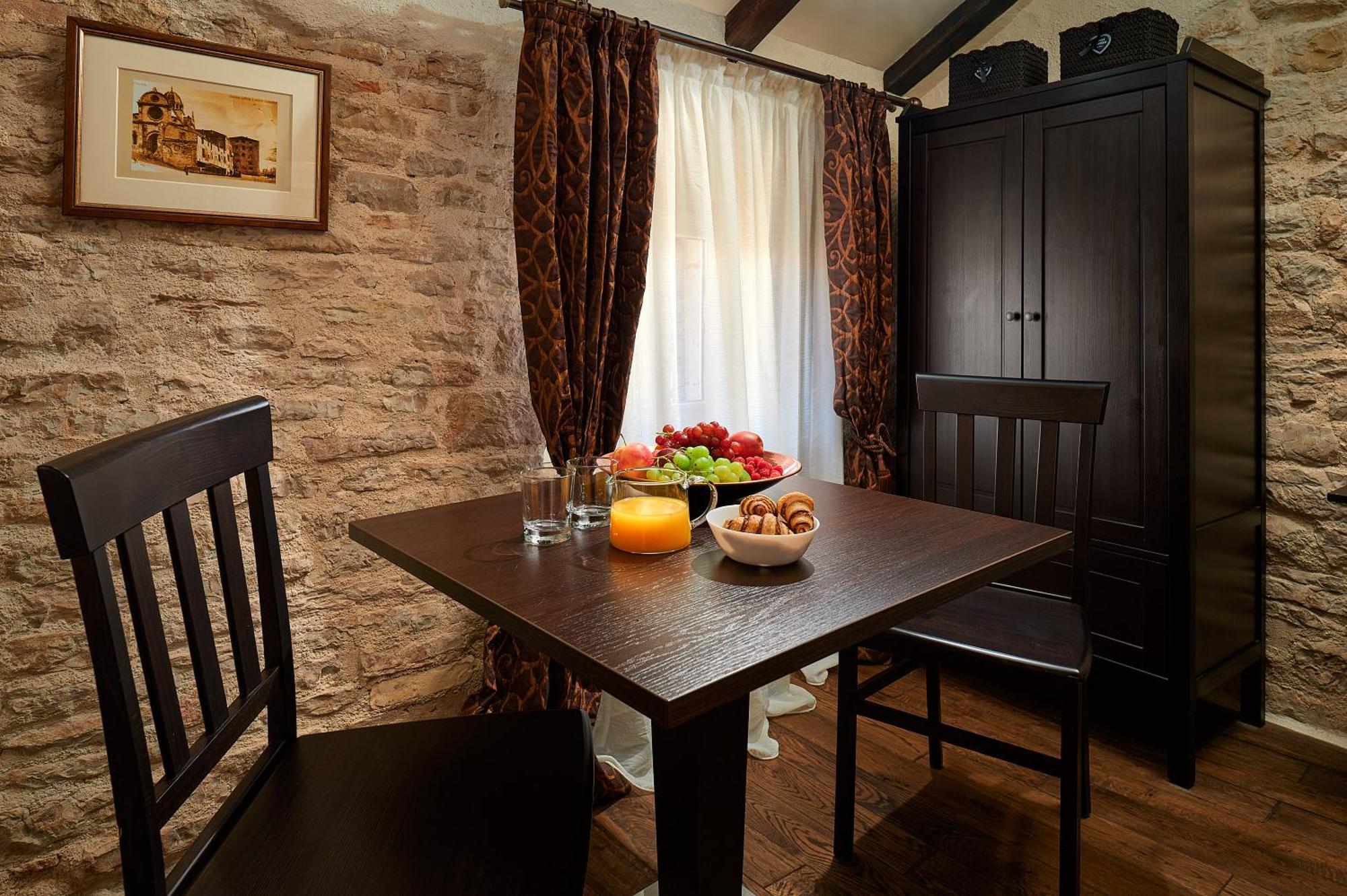 Rustic Apartments Sv Frane In The Old Town Šibenik Exteriör bild