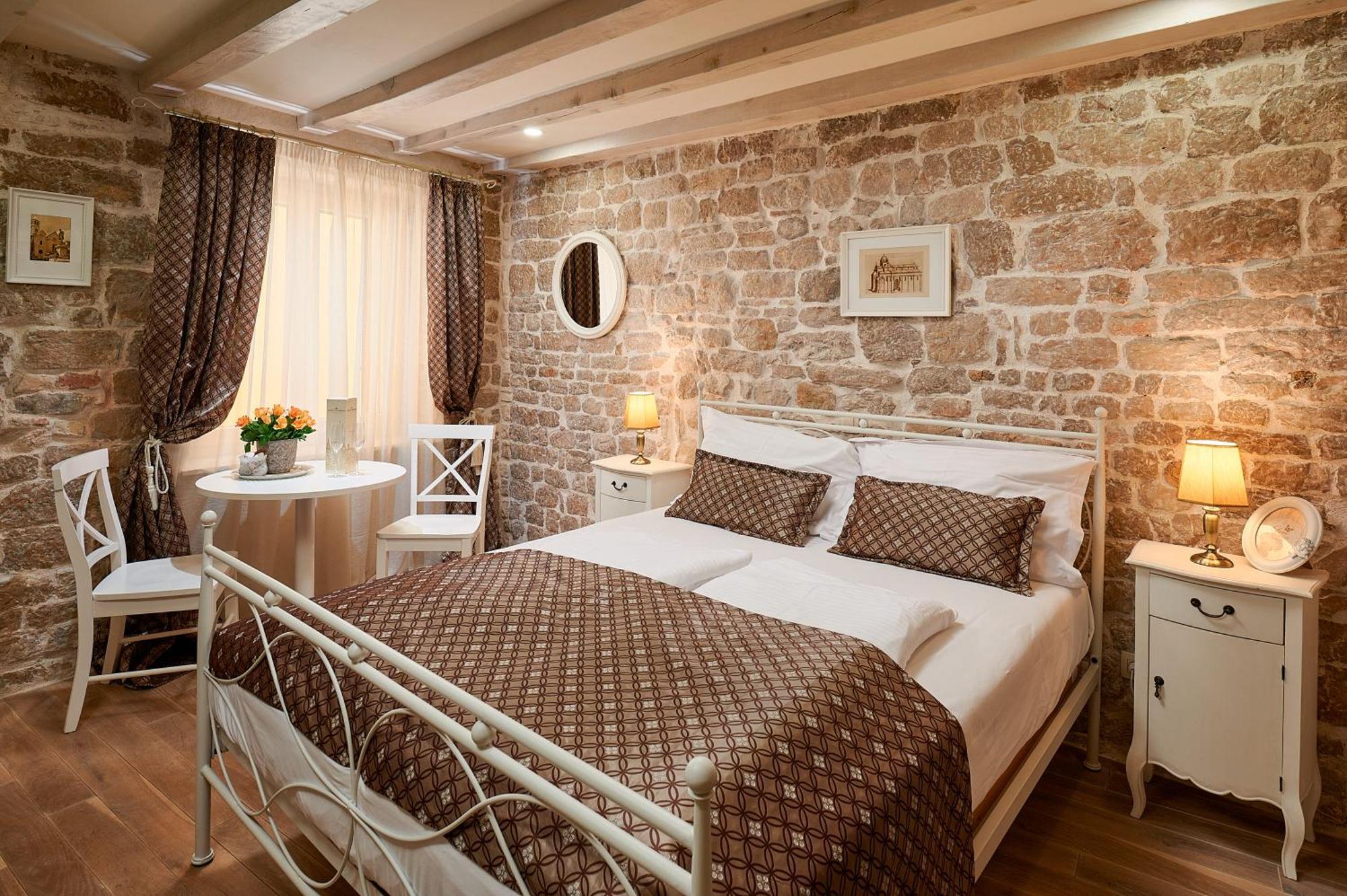 Rustic Apartments Sv Frane In The Old Town Šibenik Exteriör bild