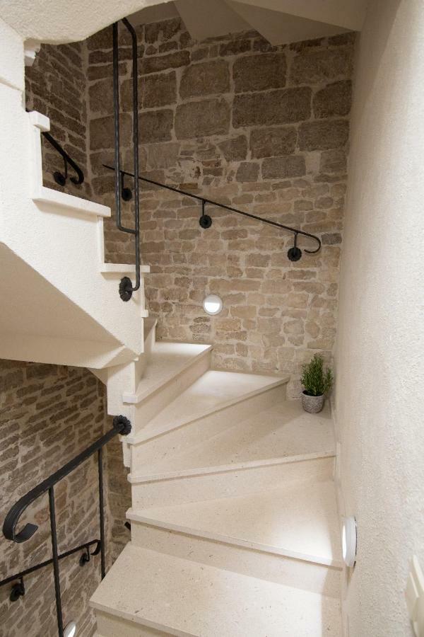 Rustic Apartments Sv Frane In The Old Town Šibenik Exteriör bild